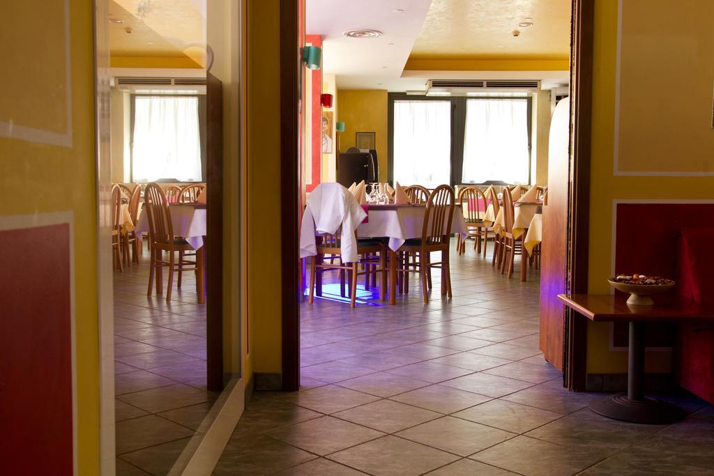 Hotel La Fenice 리그나노 사비아도로 외부 사진